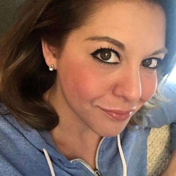 Meet your Posher, Valerie - Picture 1 of 1